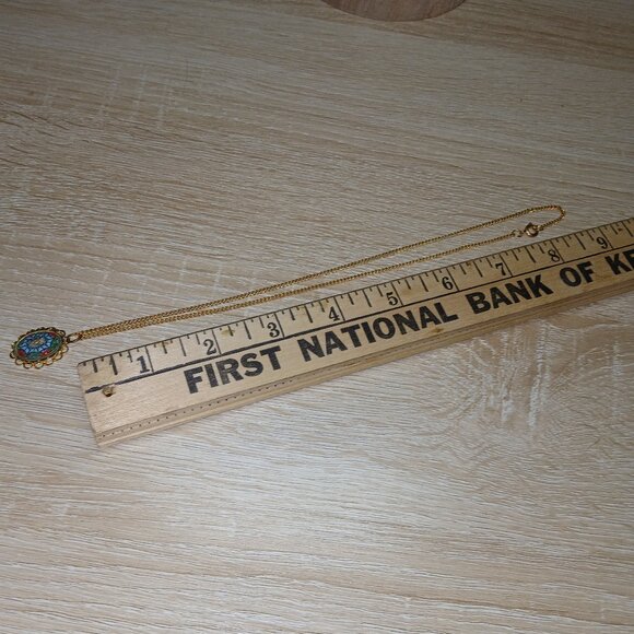 Gold Tone Oval Blue Patterned Pendant Necklace Vintage Costume Jewelry #101 - Picture 9 of 12